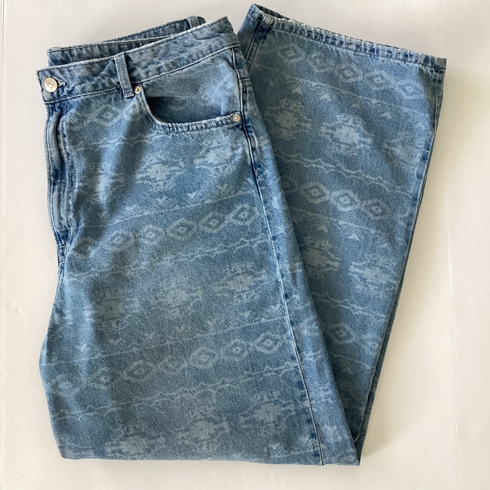 Divided Womens Aztec High Rise Wide Leg Jeans Size 16